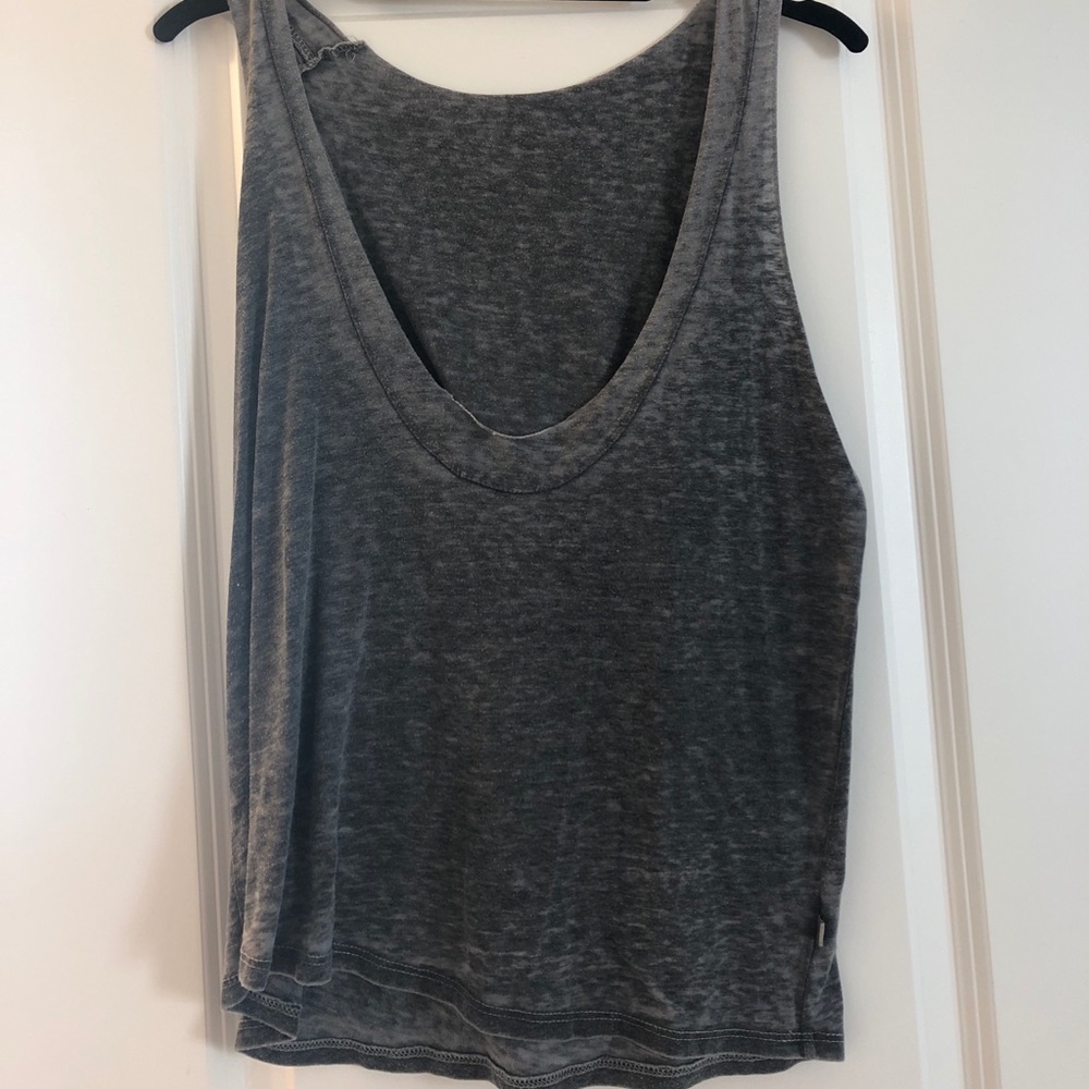 Scoop neck tank top